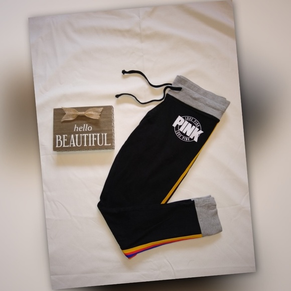 🔴SOLD🔴PINK by Victoria's Secret Yoga Pants 💋 - Picture 2 of 3